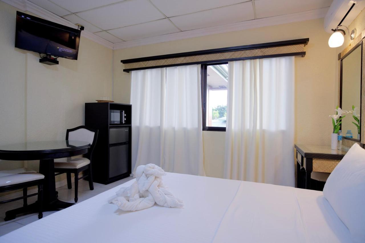 Dao Diamond Hotel & Restaurant Tagbilaran City Exterior photo